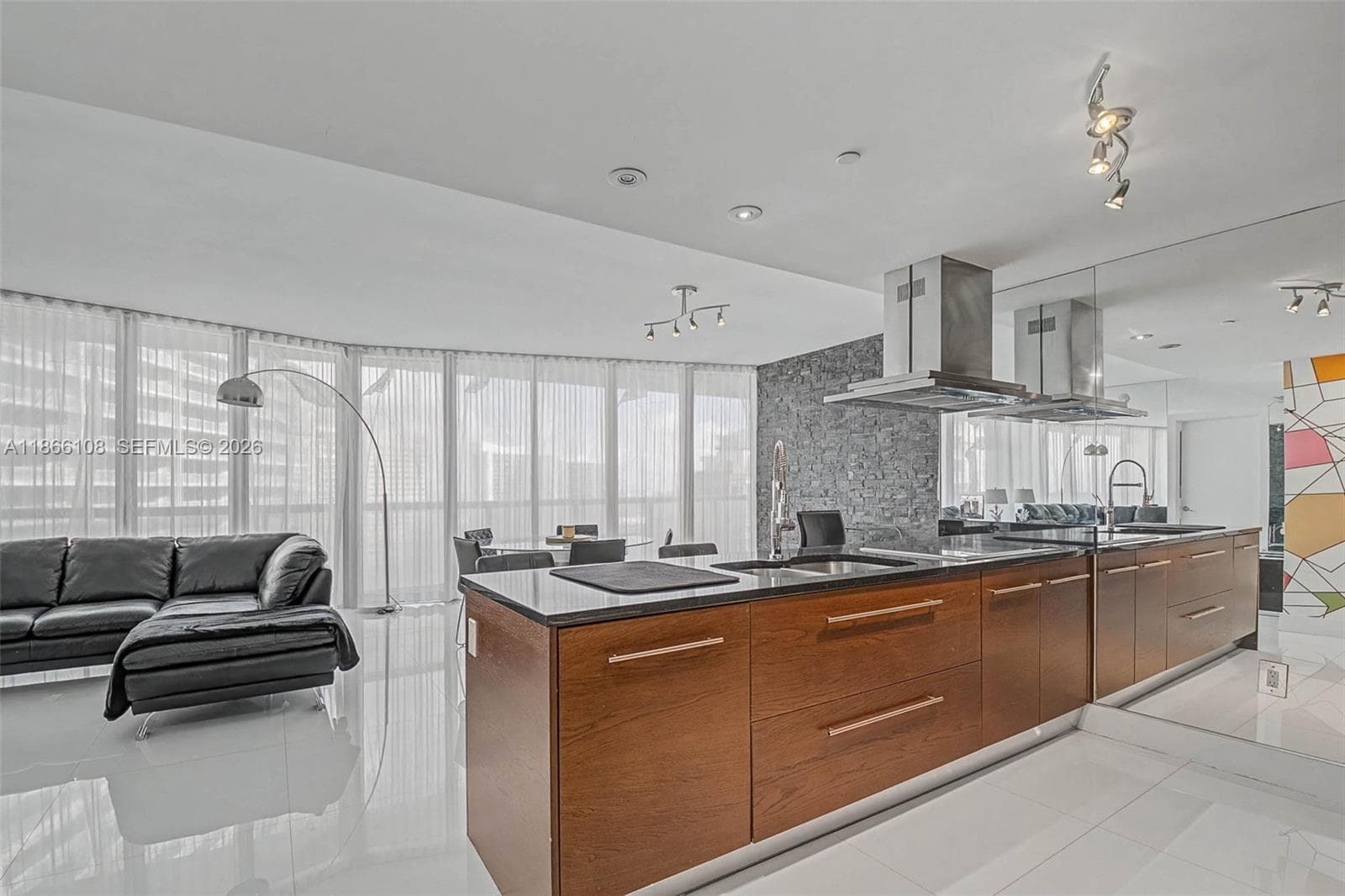 495 Brickell Ave # 3504, Miami FL 33131 — 3