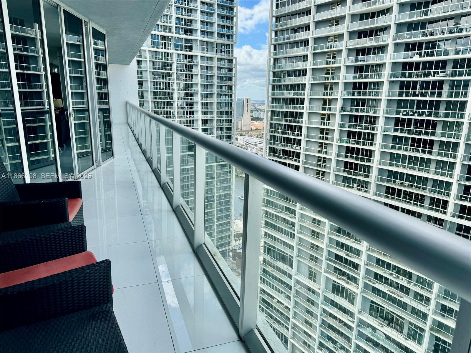 495 Brickell Ave # 3504, Miami FL 33131 — 24