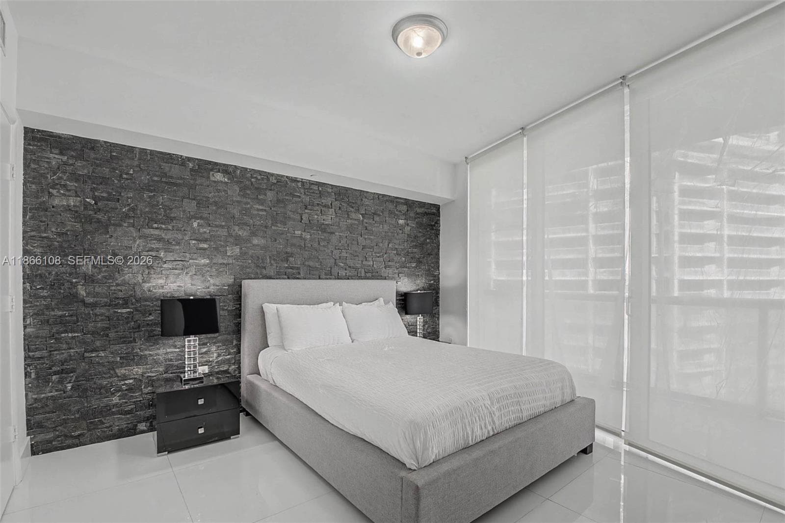 495 Brickell Ave # 3504, Miami FL 33131 — 18