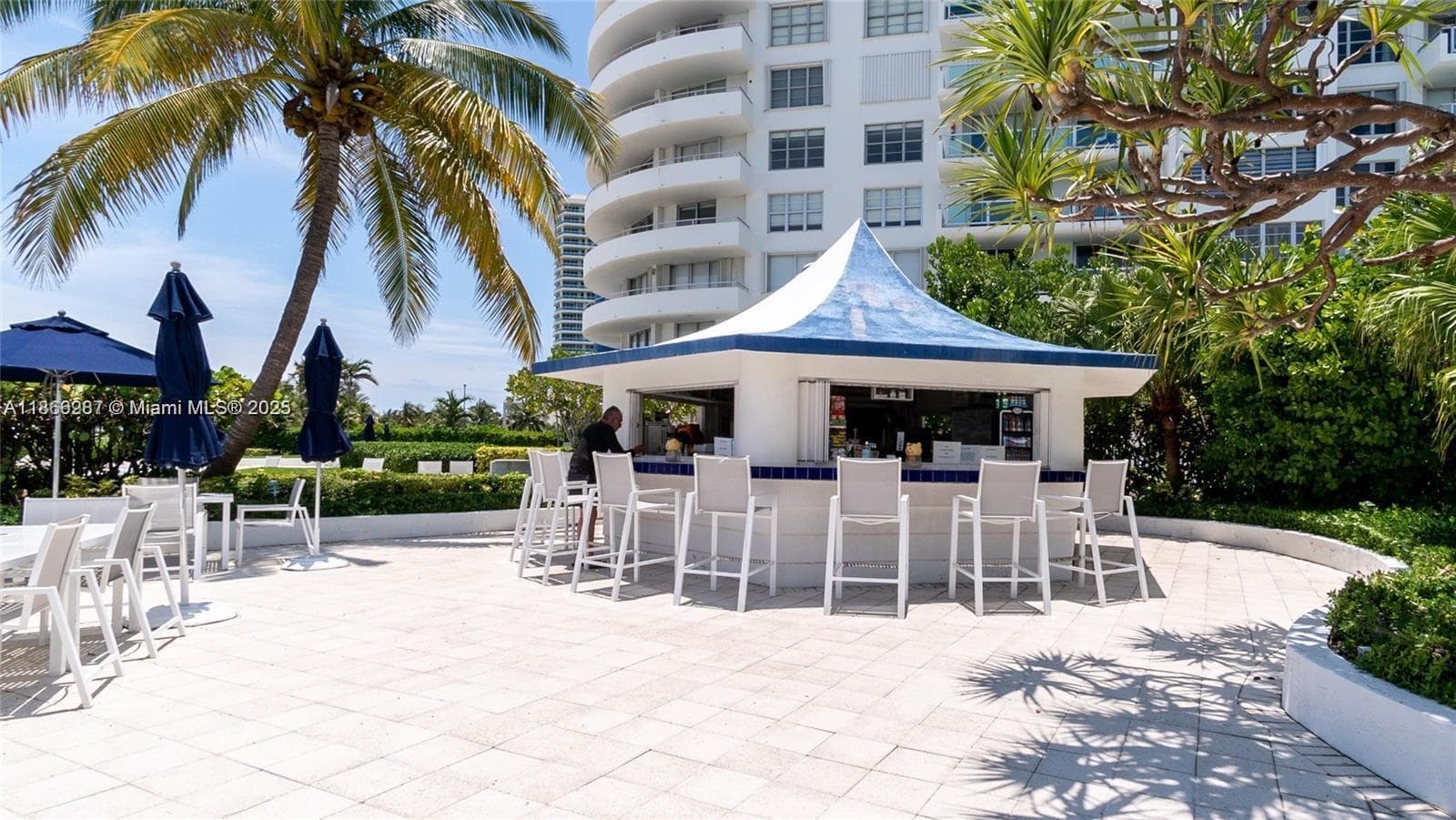 5161 Collins Ave # 811, Miami Beach FL 33140 — 23