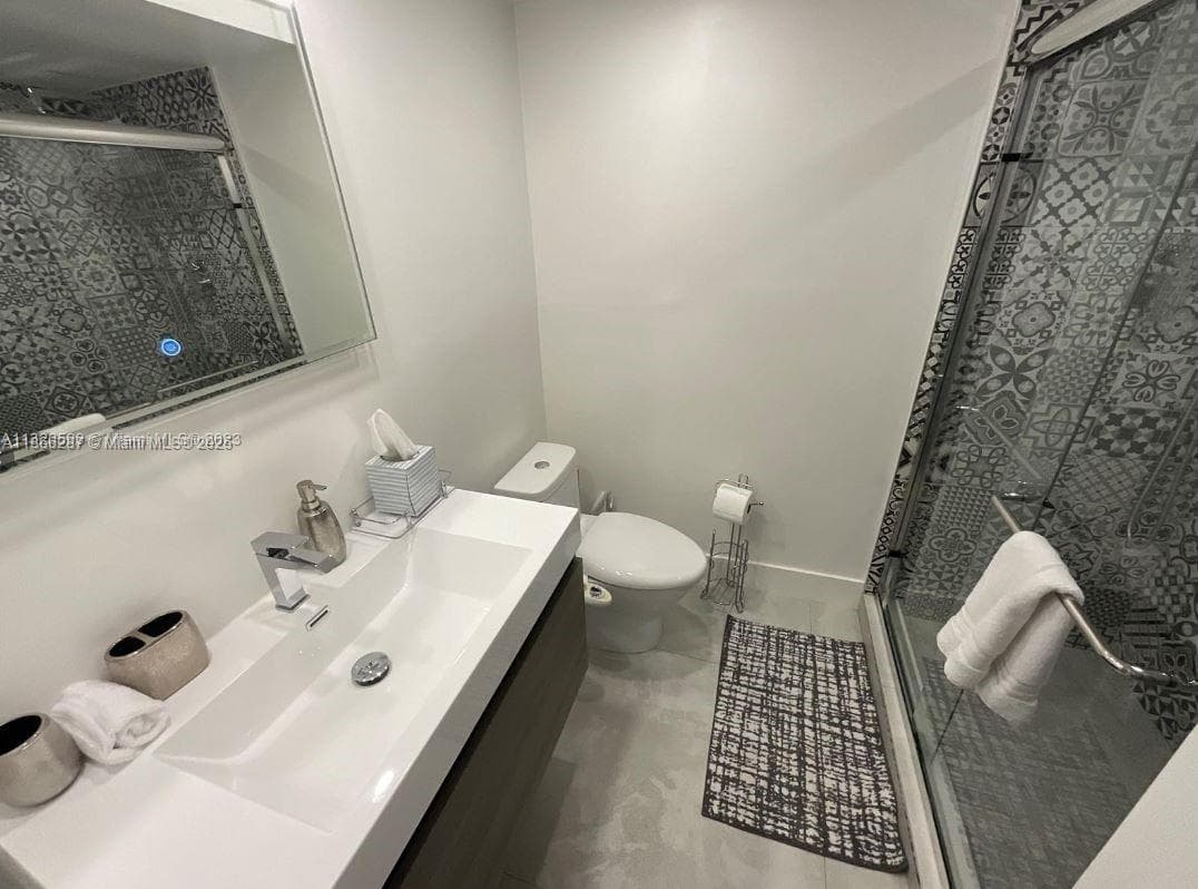 5161 Collins Ave # 811, Miami Beach FL 33140 — 13