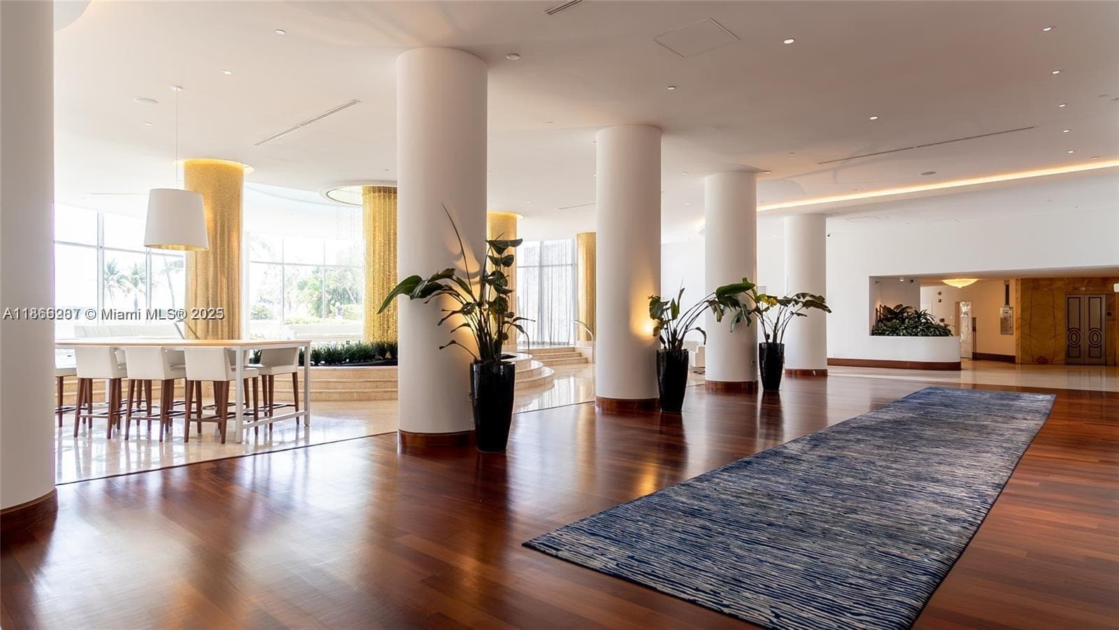 5161 Collins Ave # 811, Miami Beach FL 33140 — 17