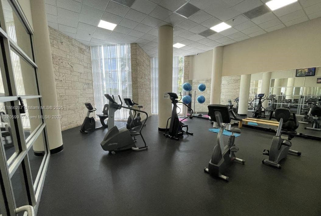 5161 Collins Ave # 811, Miami Beach FL 33140 — 15