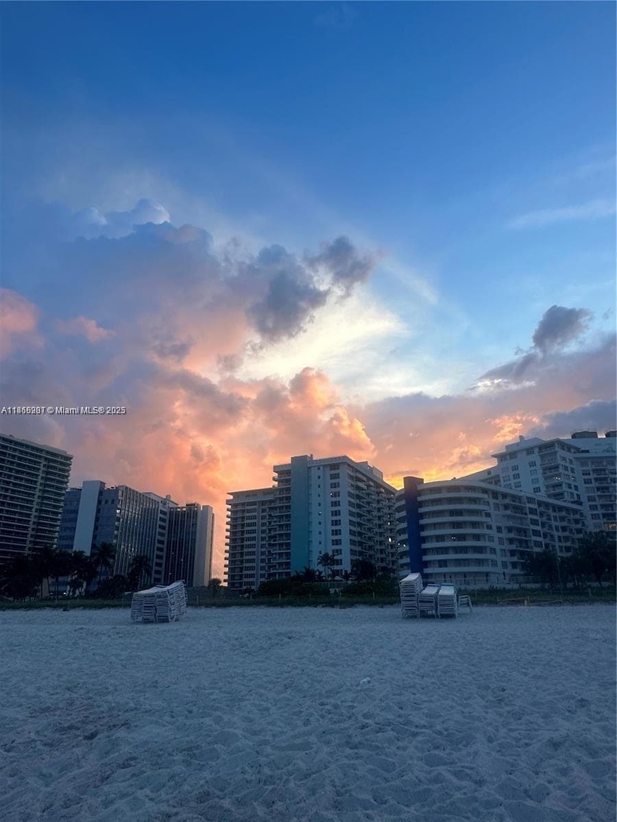 5161 Collins Ave # 811, Miami Beach FL 33140 — 31