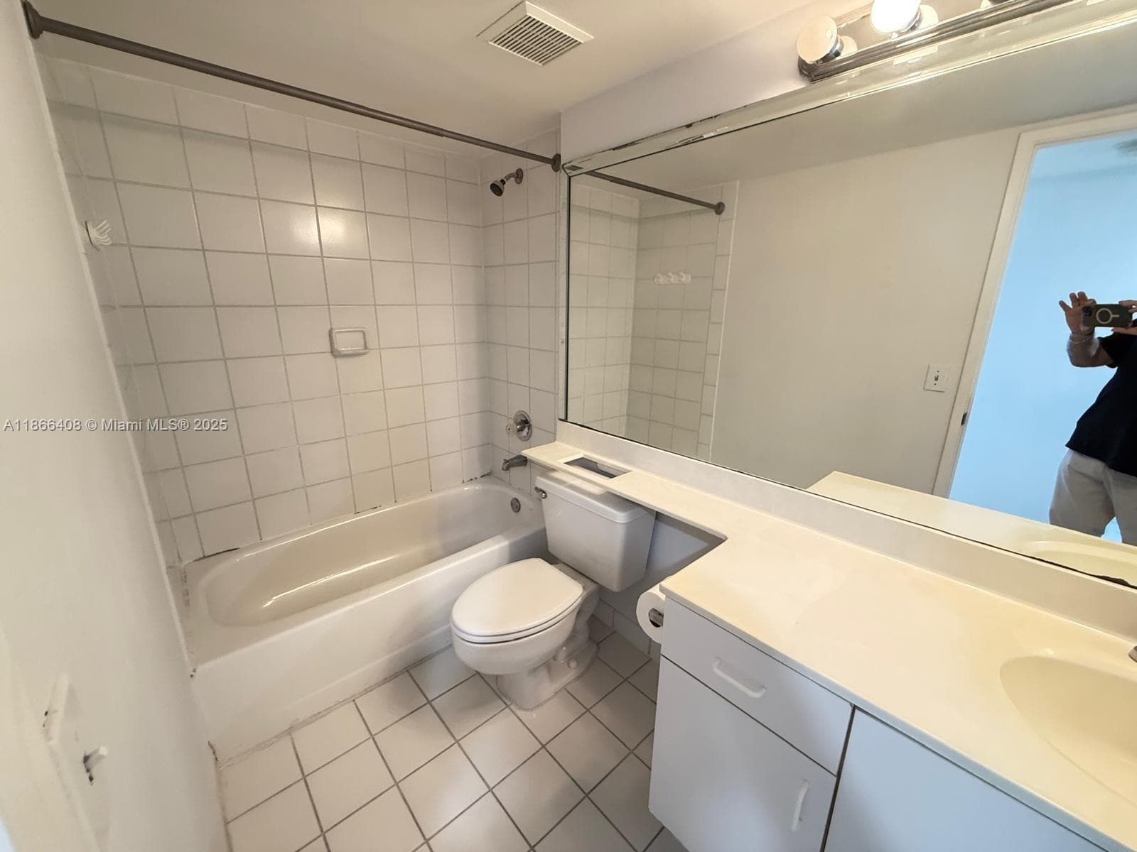 3300 NE 191st St # 1801, Aventura FL 33180 — 7