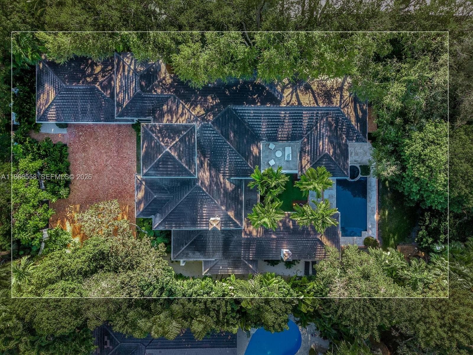 2820 Brickell Ave, Miami FL 33129 — 30