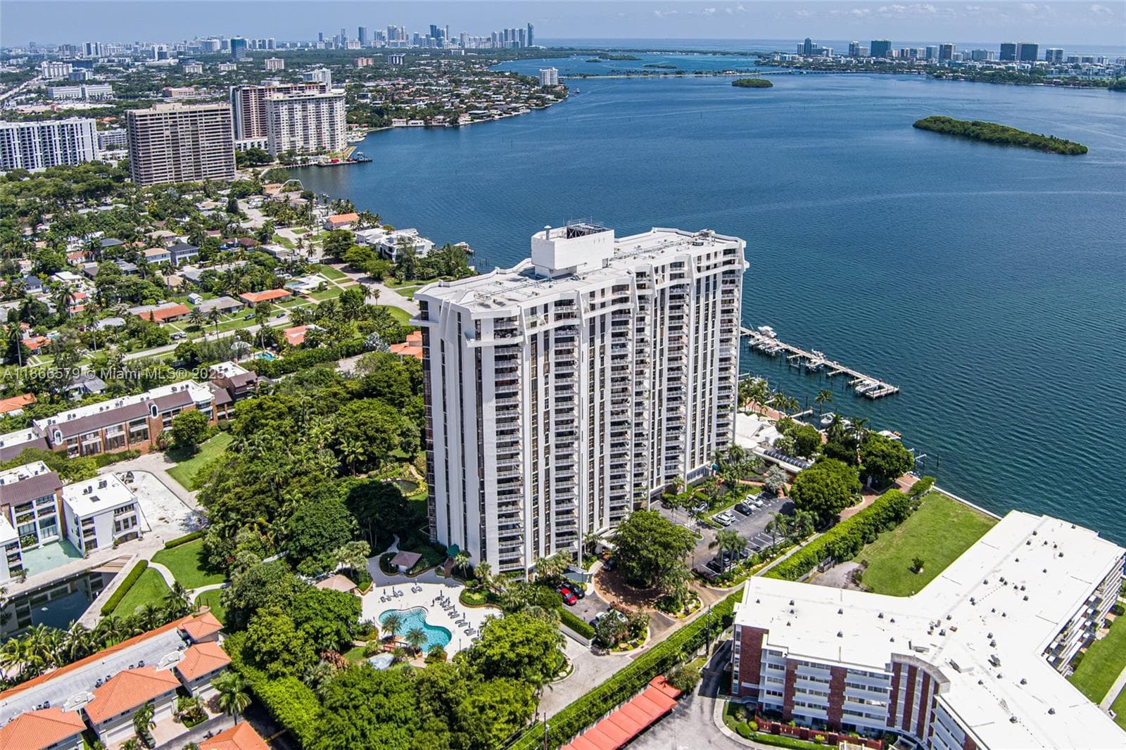 4000 Towerside Ter # 1701, Miami FL 33138 — 46