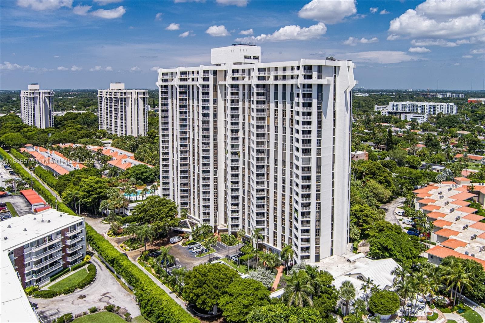 4000 Towerside Ter # 1701, Miami FL 33138 — 47