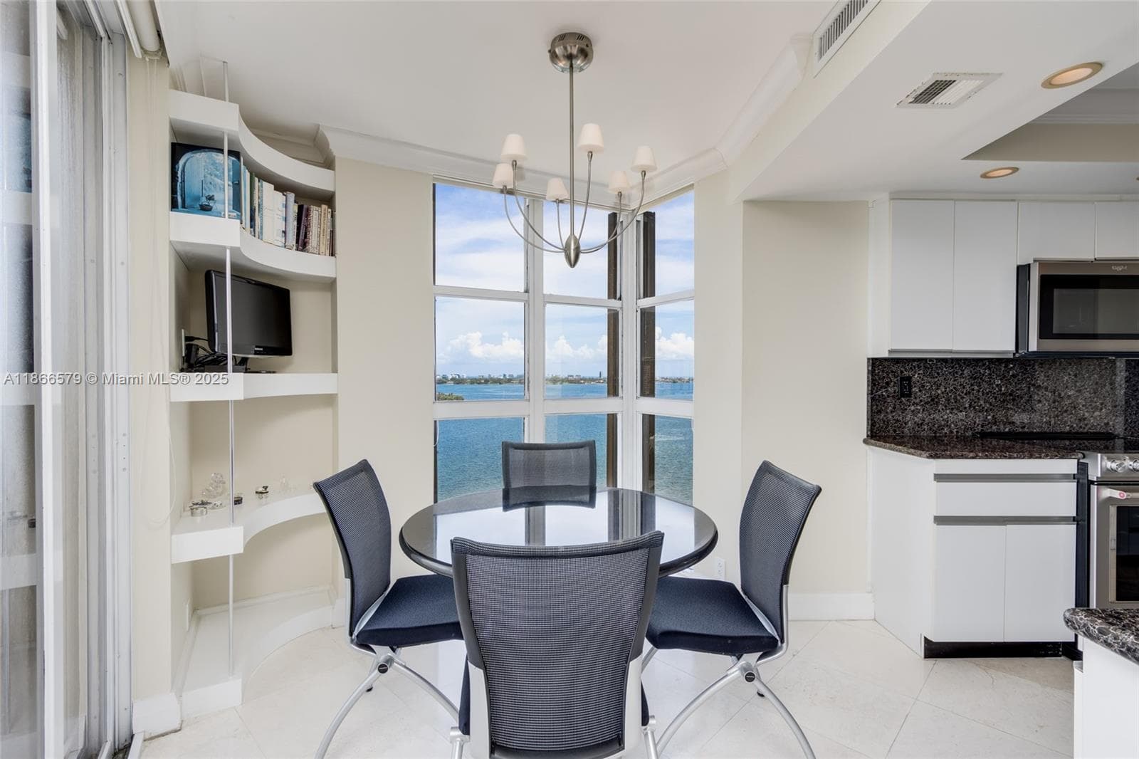 4000 Towerside Ter # 1701, Miami FL 33138 — 14
