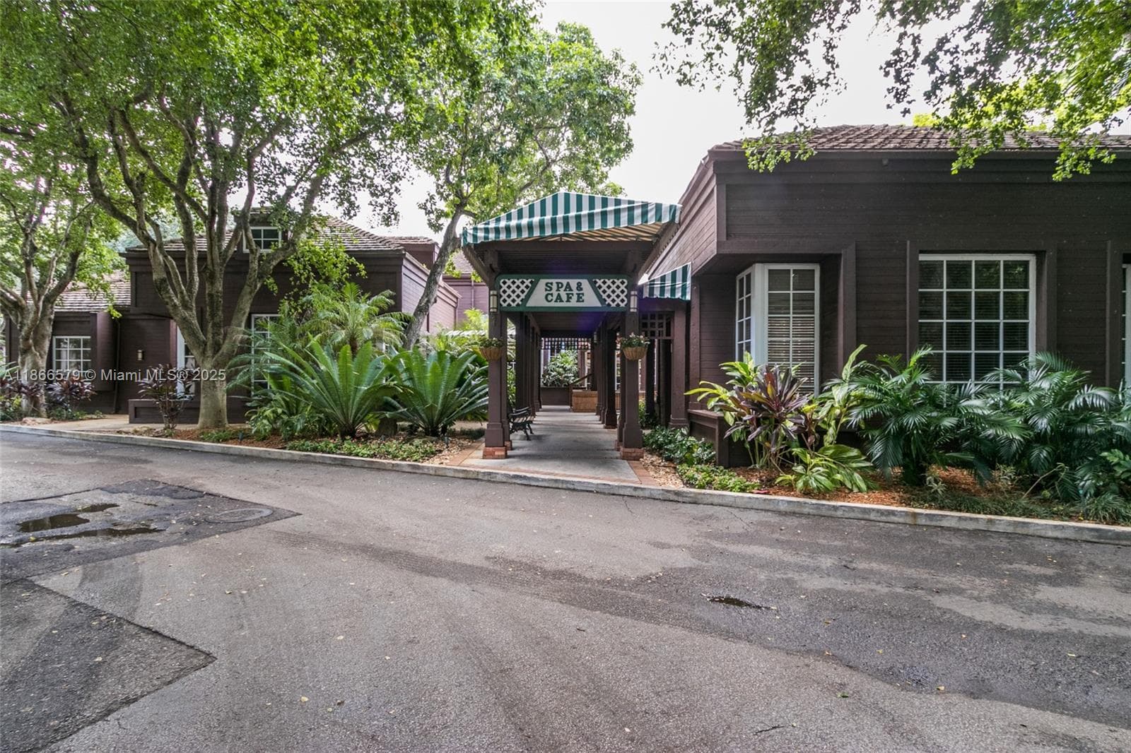 4000 Towerside Ter # 1701, Miami FL 33138 — 51