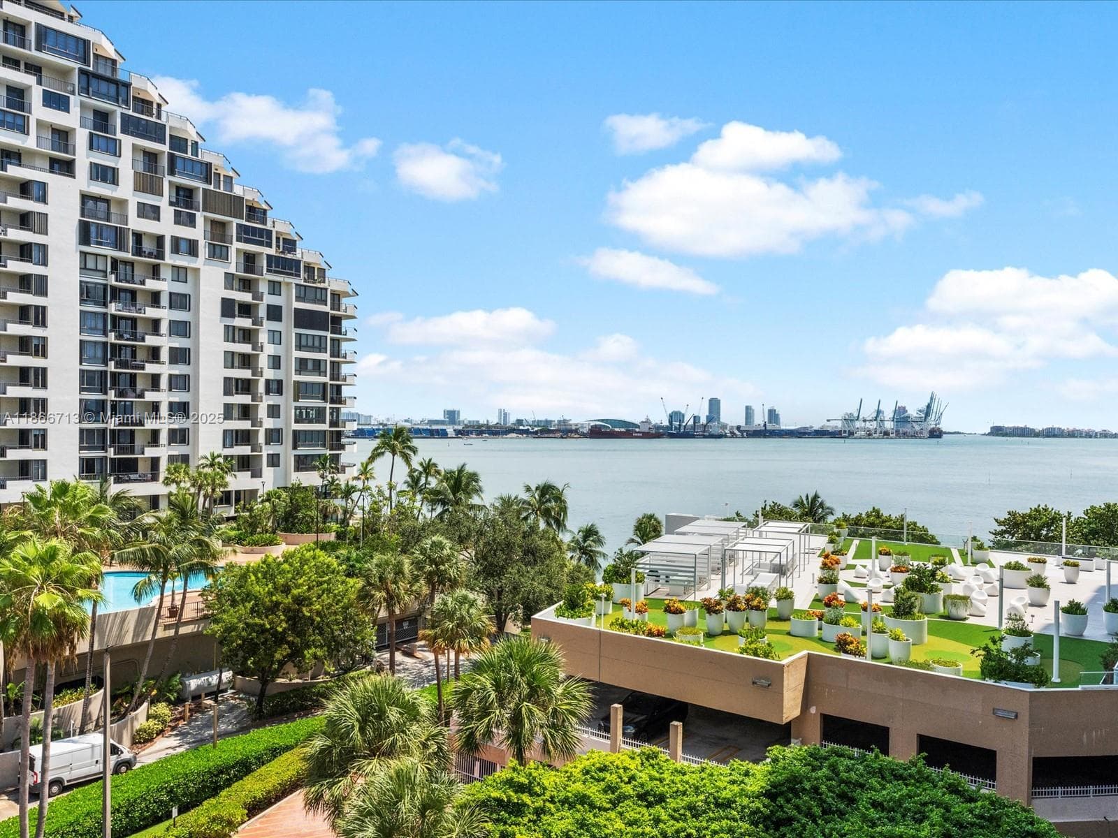 770 Claughton Island Dr # 701, Miami FL 33131 — 27