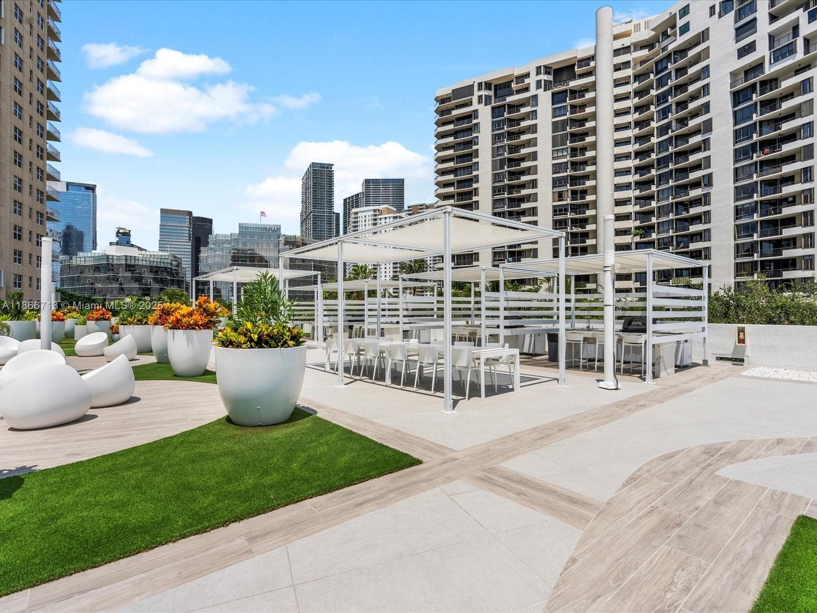 770 Claughton Island Dr # 701, Miami FL 33131 — 29