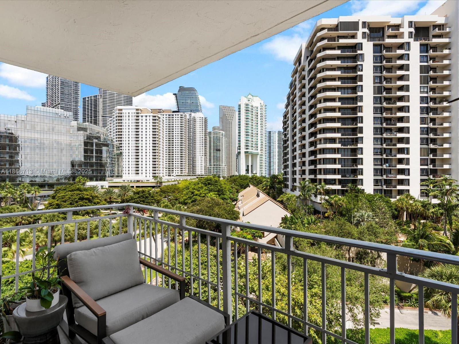 770 Claughton Island Dr # 701, Miami FL 33131 — 25