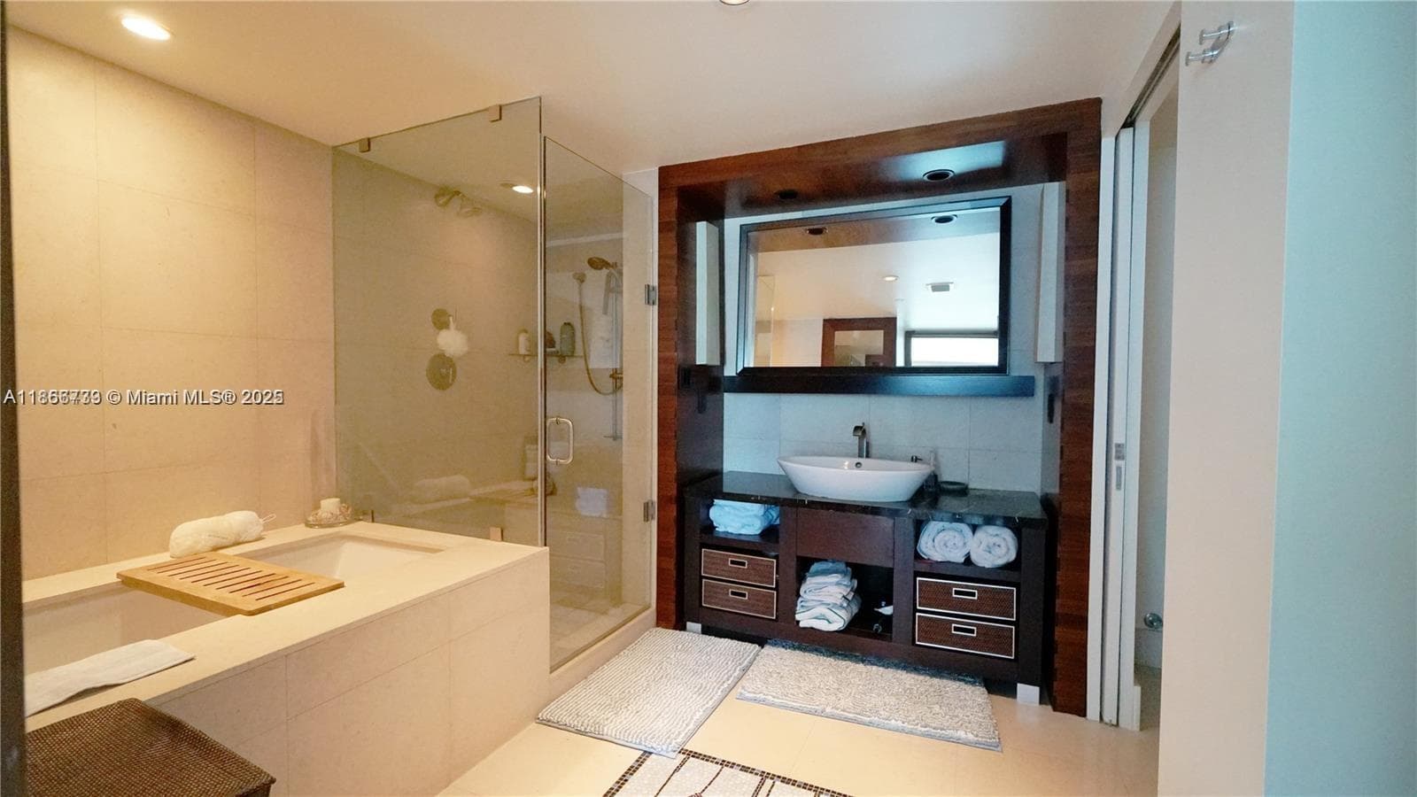 6801 Collins Ave # 710, Miami Beach FL 33141 — 10