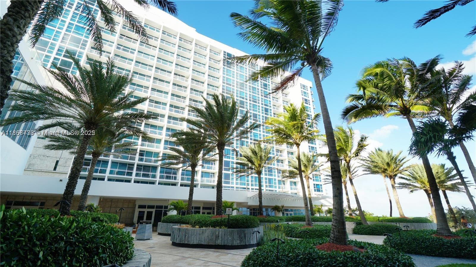 6801 Collins Ave # 710, Miami Beach FL 33141 — 18