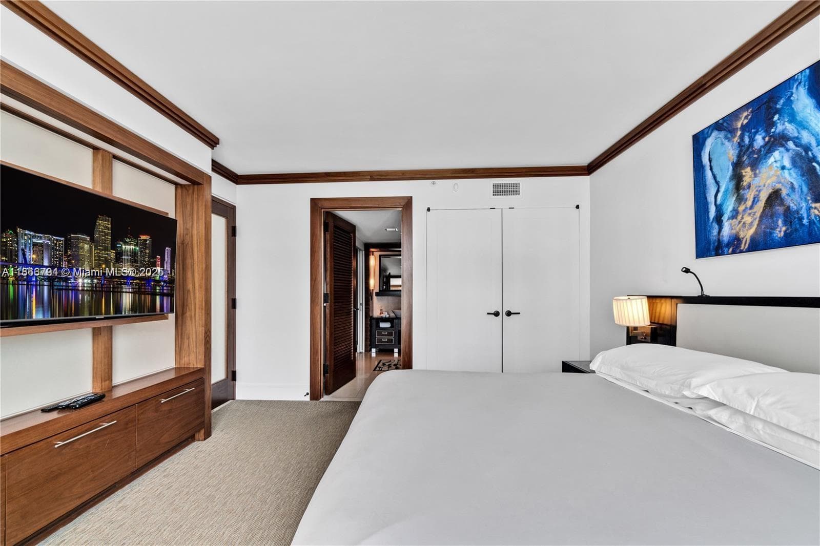 6801 Collins Ave # 818, Miami Beach FL 33141 — 12