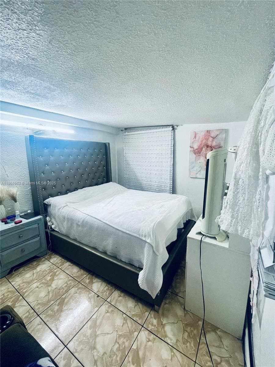 2751 NW 99th St, Miami FL 33147 — 13