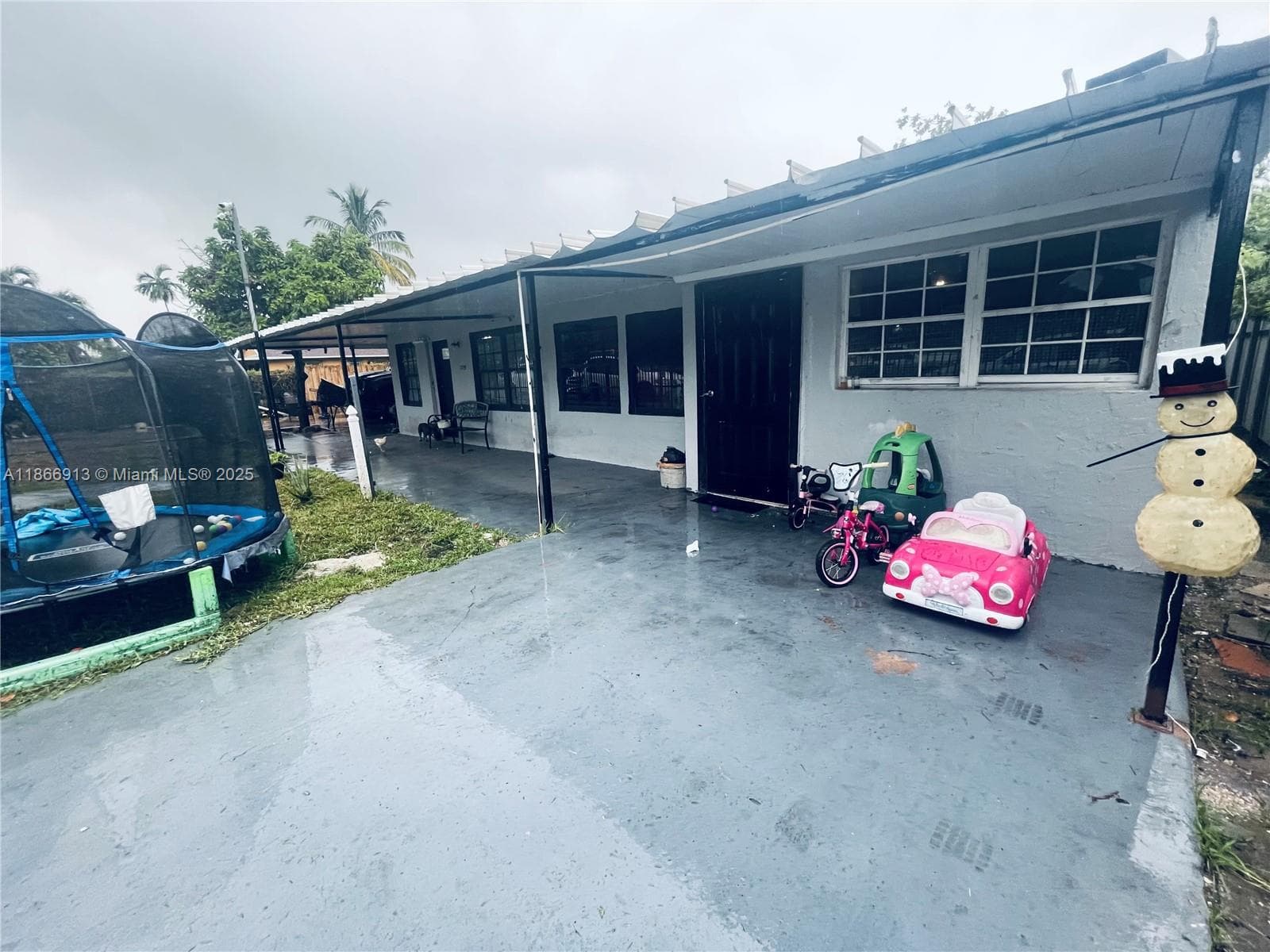 2751 NW 99th St, Miami FL 33147 — 24