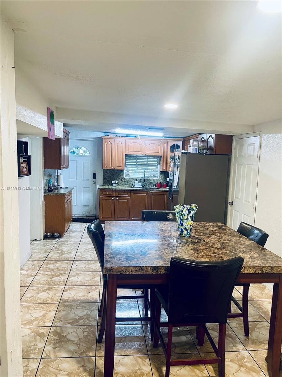 2751 NW 99th St, Miami FL 33147 — 11