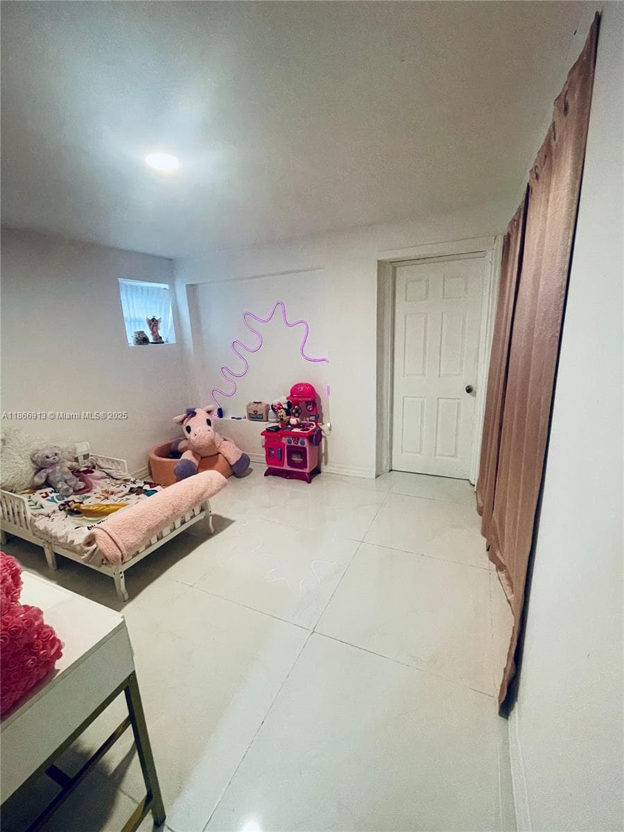 2751 NW 99th St, Miami FL 33147 — 4