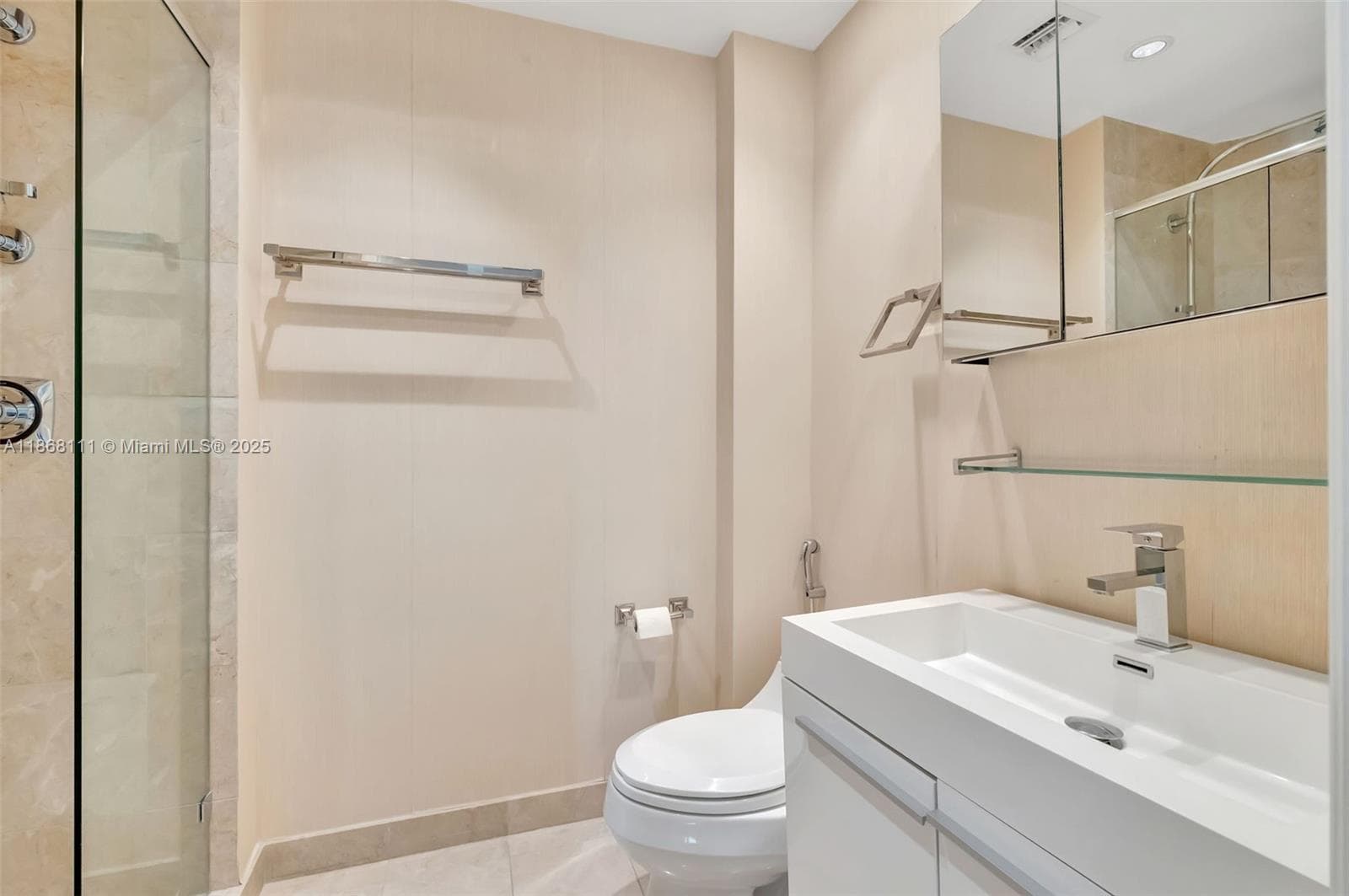 848 Brickell Key Dr # 2605, Miami FL 33131 — 23