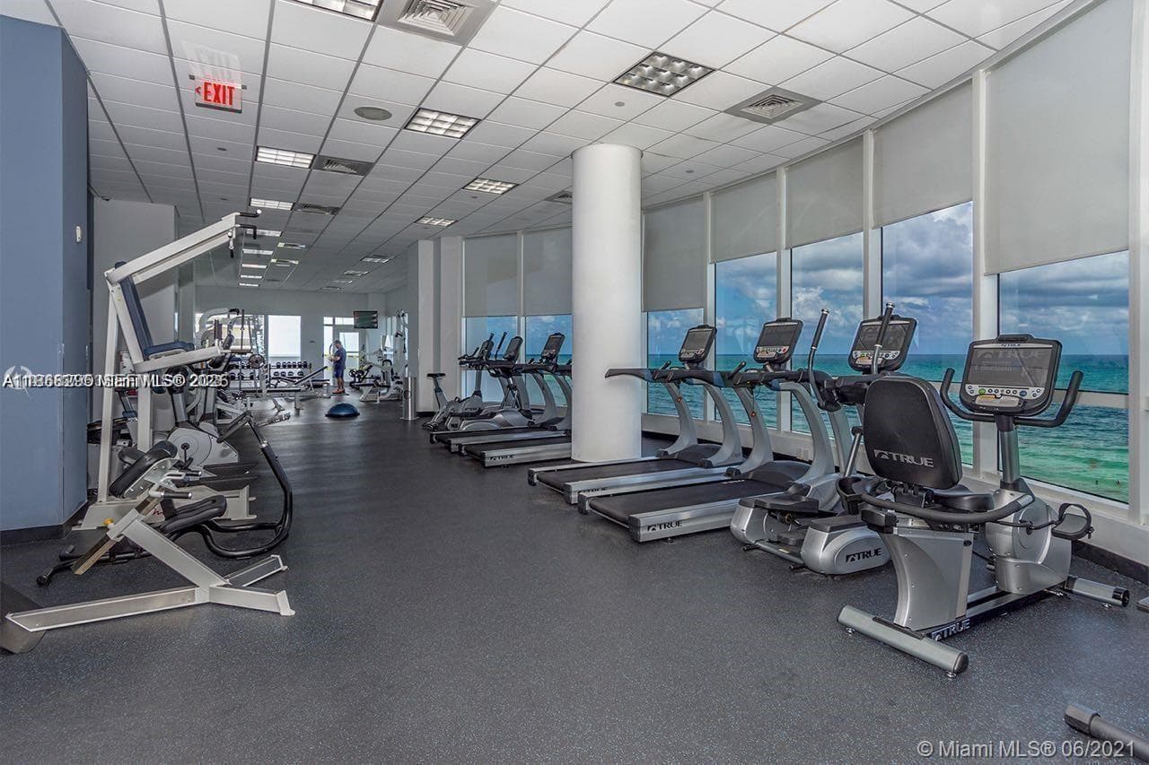 6365 Collins Ave(AVAIL 04/05/2026) # 3010, Miami Beach FL 33141 — 24