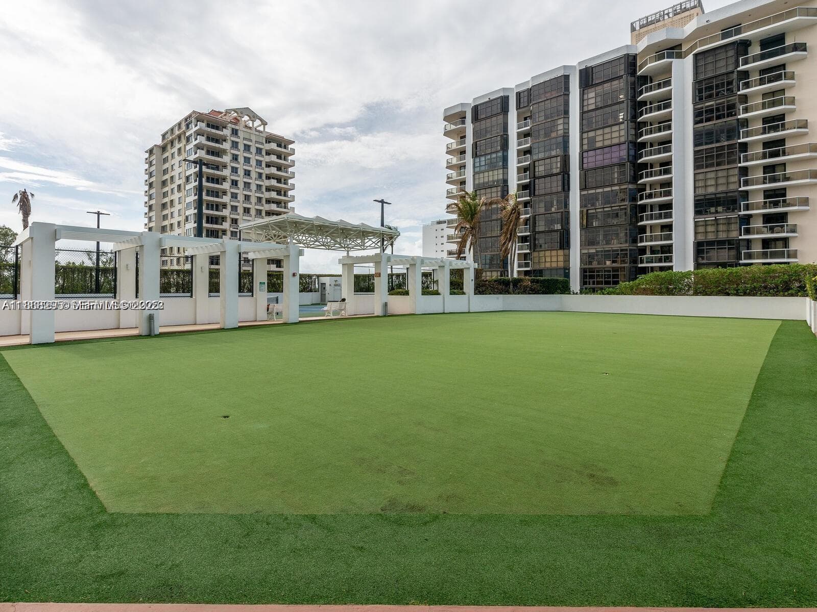 6365 Collins Ave(AVAIL 04/05/2026) # 3010, Miami Beach FL 33141 — 21