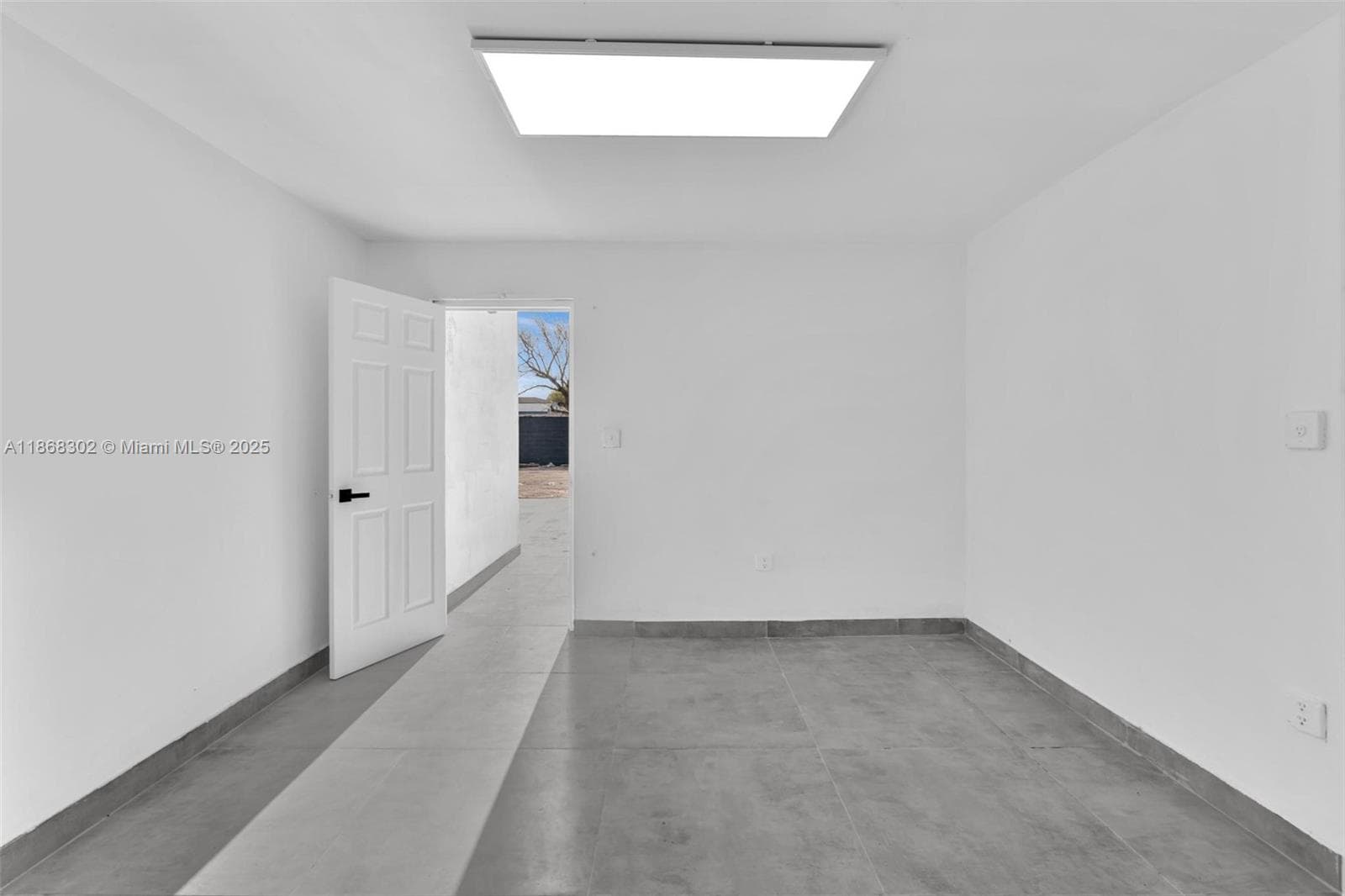 570 NW 54th St, Miami FL 33127 — 25