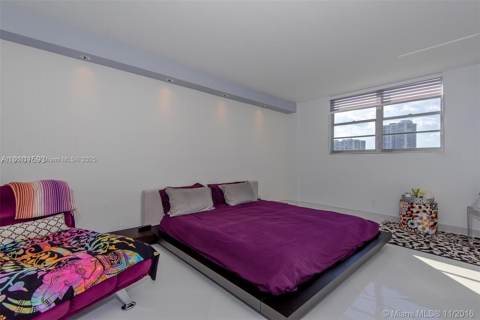 19390 Collins Ave # 1121, Sunny Isles Beach FL 33160 — 18