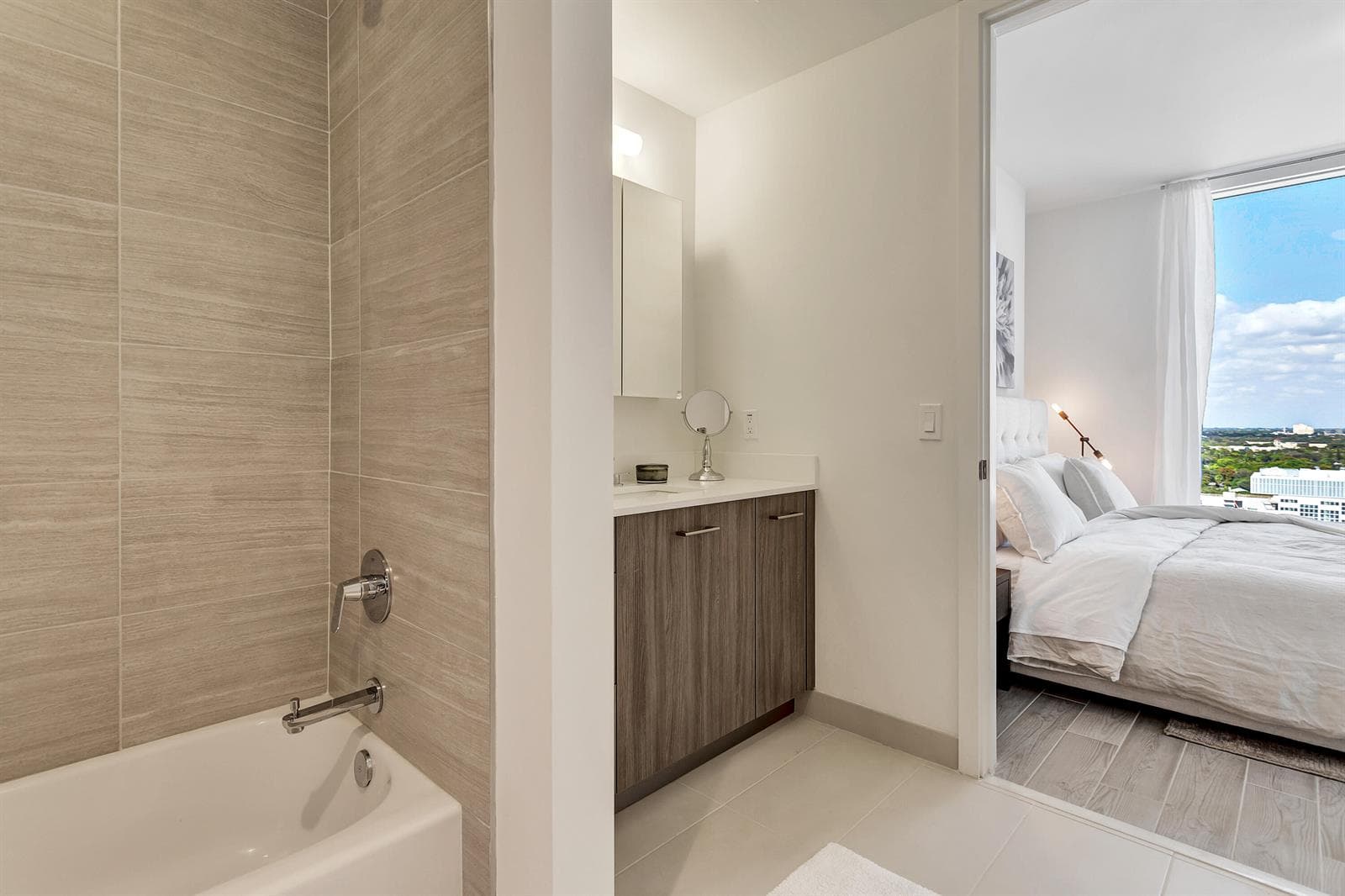 3635 NE 1st Avenue # 1013, Miami FL 33137 — 13