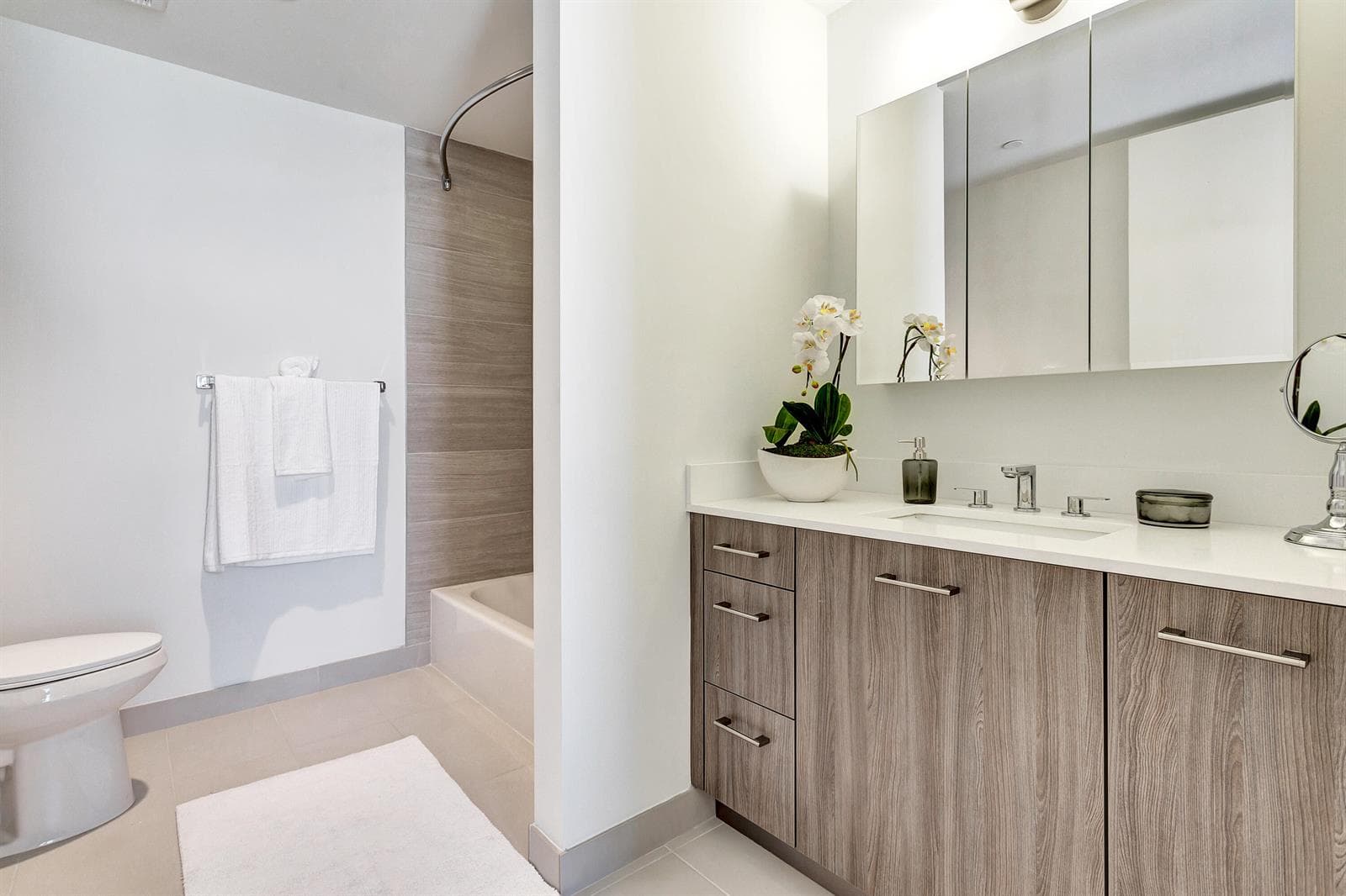 3635 NE 1st Avenue # 1013, Miami FL 33137 — 12