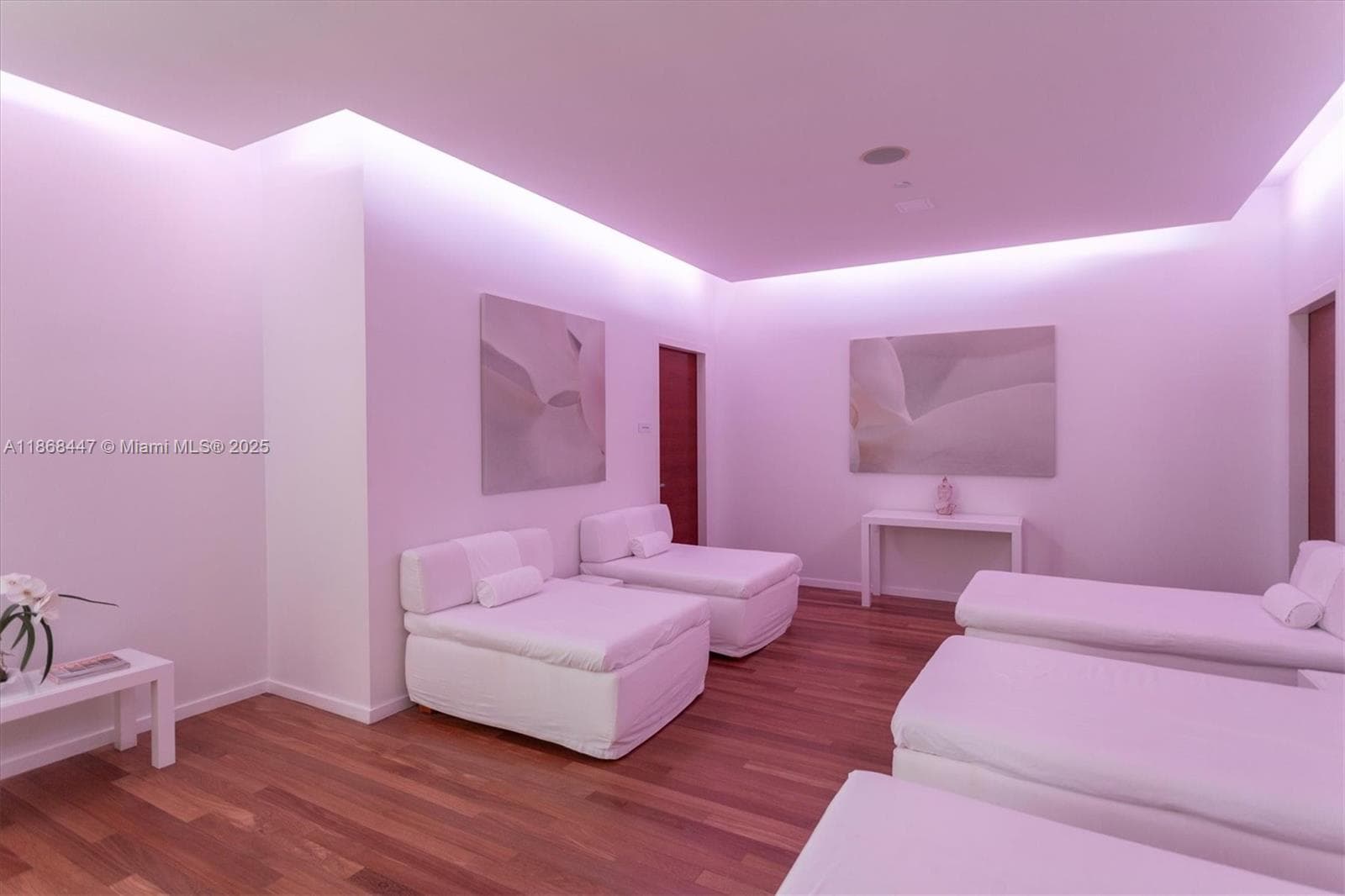 1040 Biscayne Blvd # 3106, Miami FL 33132 — 42
