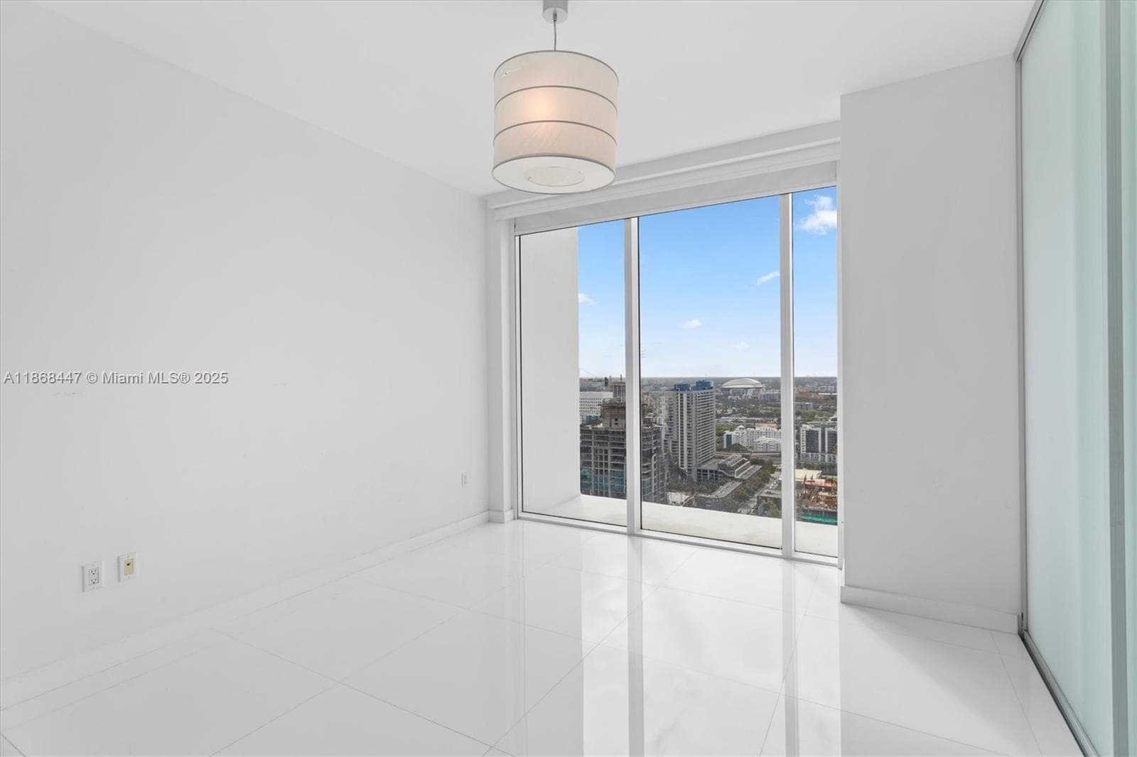 1040 Biscayne Blvd # 3106, Miami FL 33132 — 22