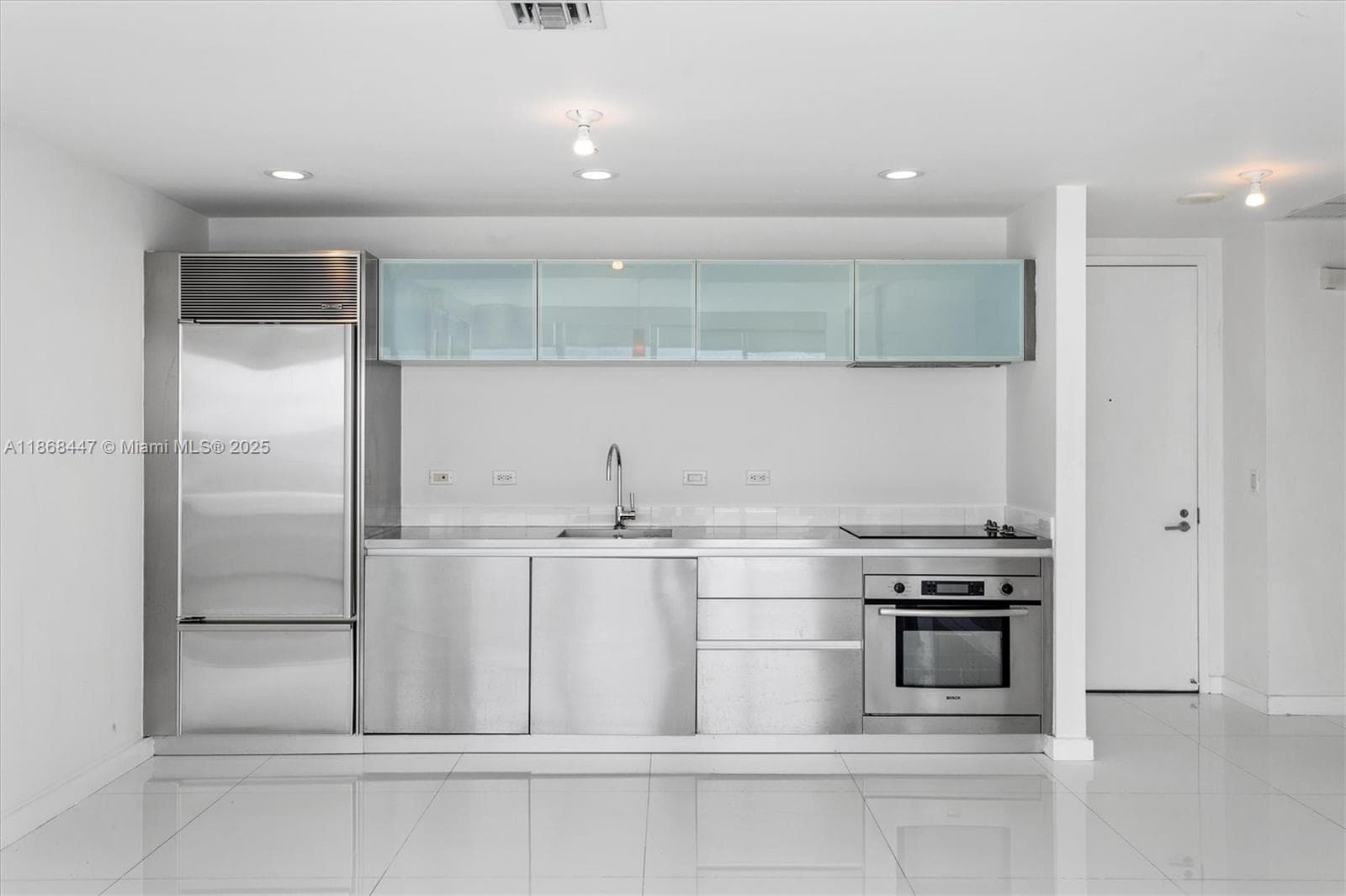 1040 Biscayne Blvd # 3106, Miami FL 33132 — 7