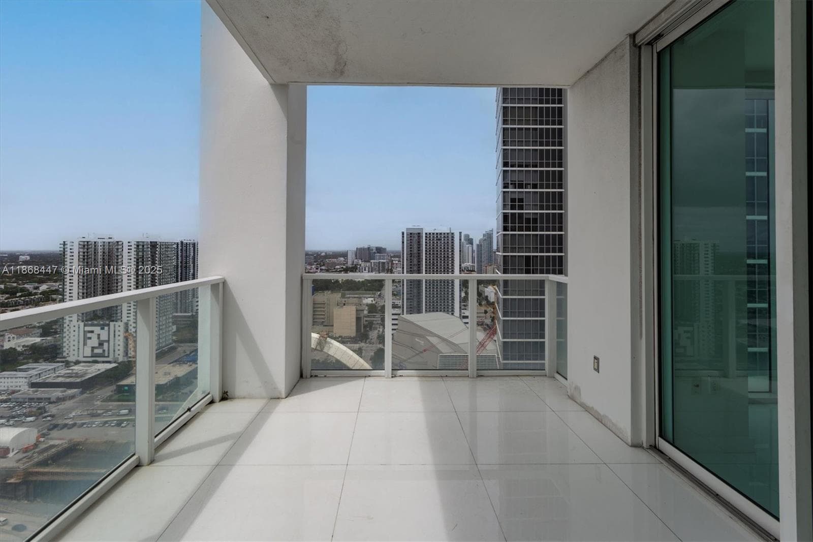 1040 Biscayne Blvd # 3106, Miami FL 33132 — 28