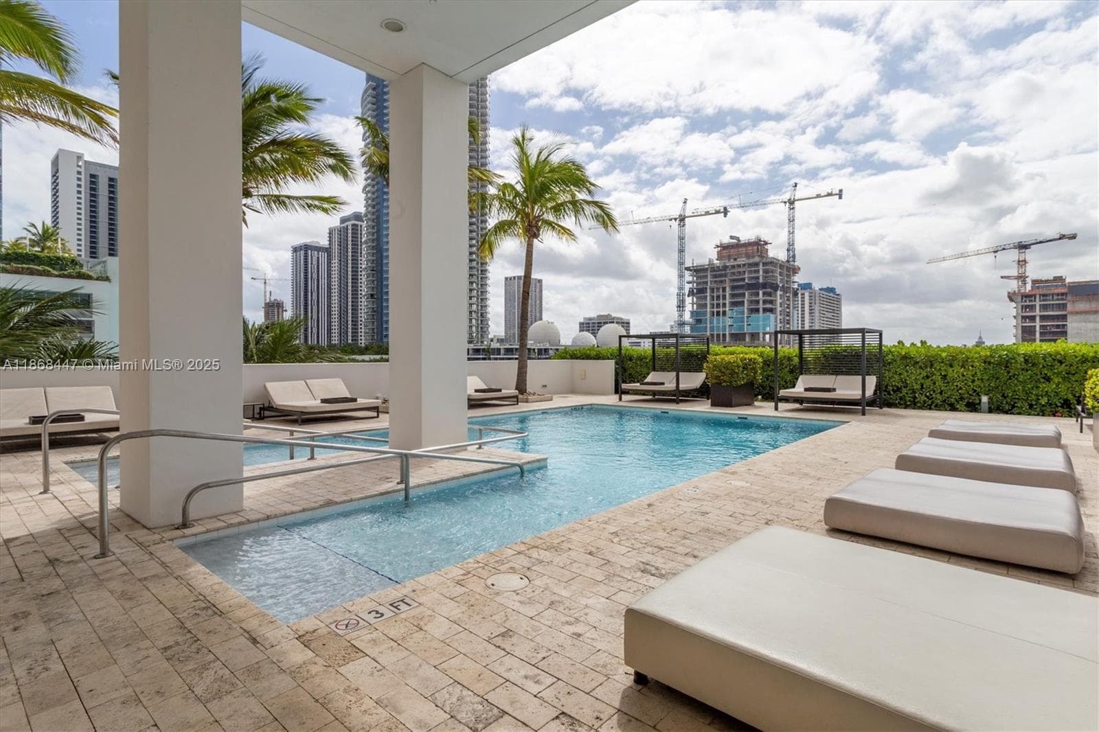 1040 Biscayne Blvd # 3106, Miami FL 33132 — 30