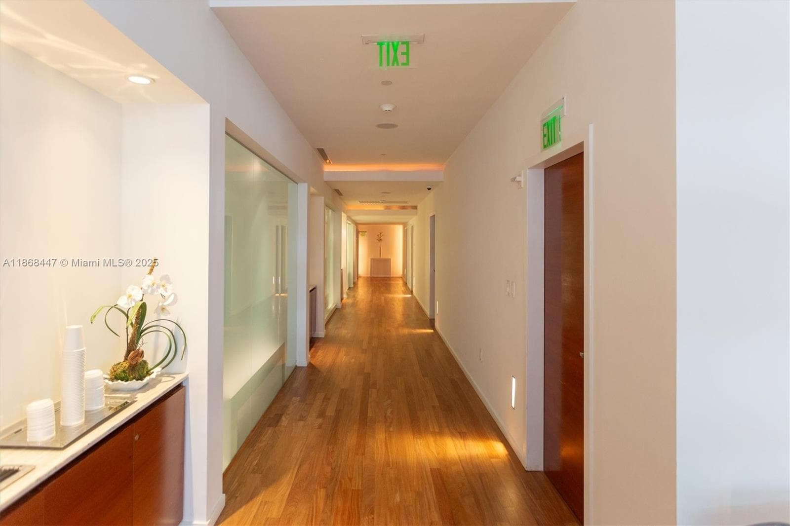 1040 Biscayne Blvd # 3106, Miami FL 33132 — 41