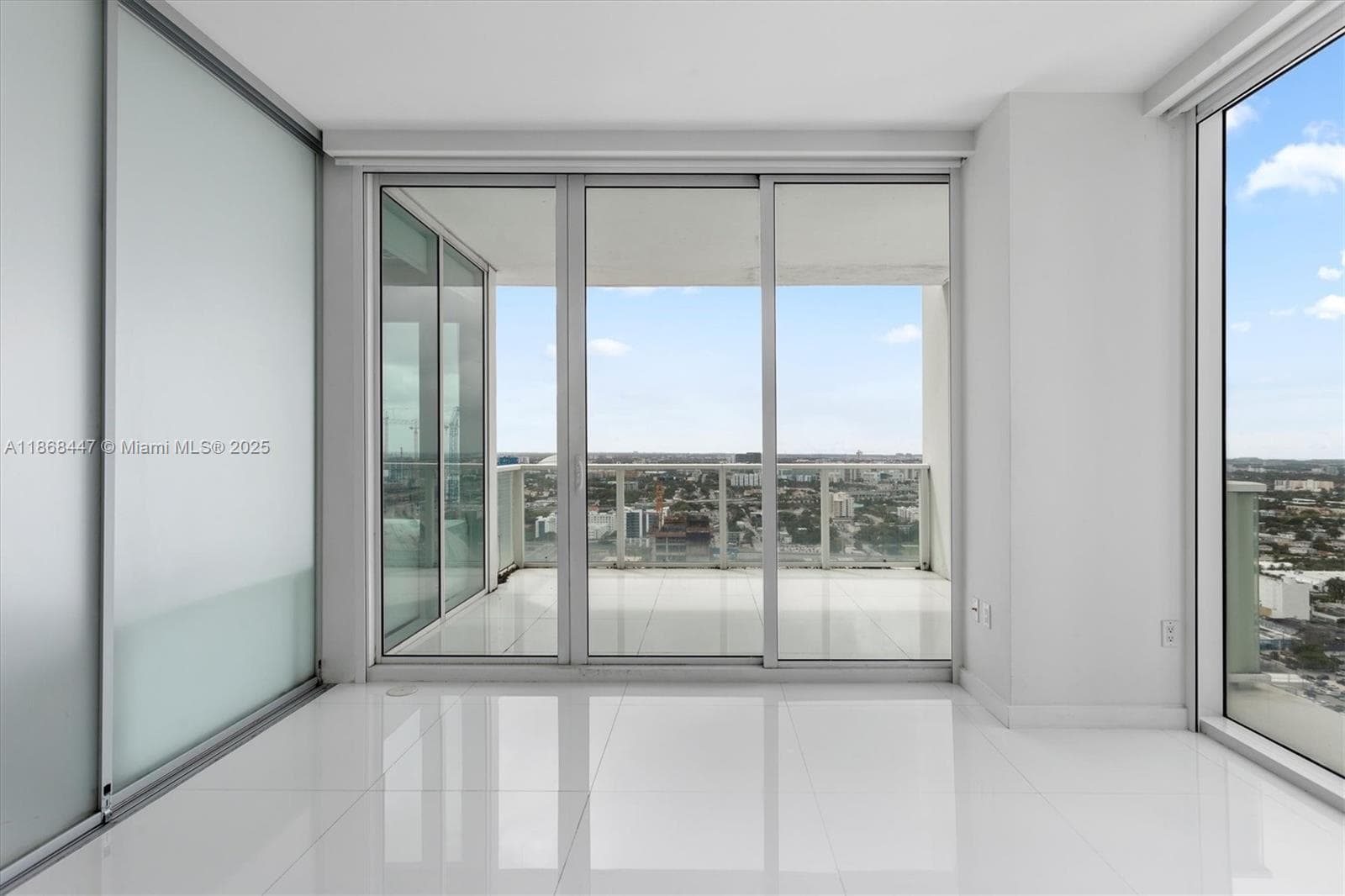 1040 Biscayne Blvd # 3106, Miami FL 33132 — 19