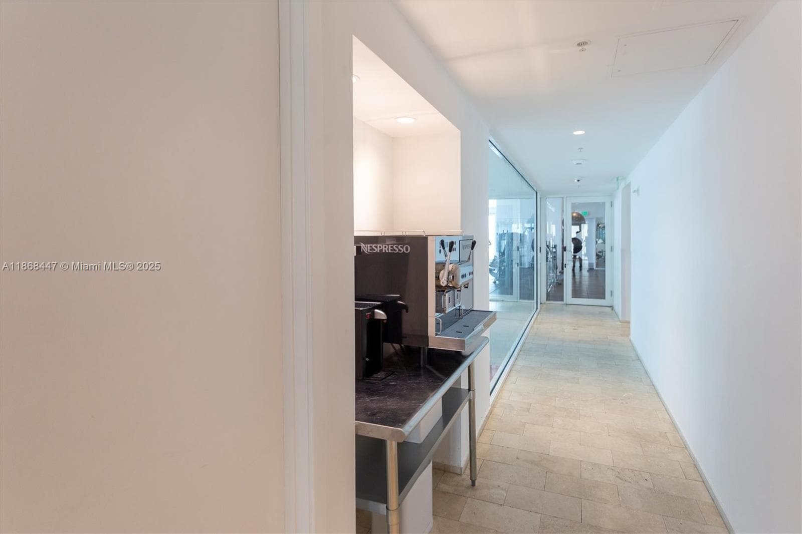 1040 Biscayne Blvd # 3106, Miami FL 33132 — 39