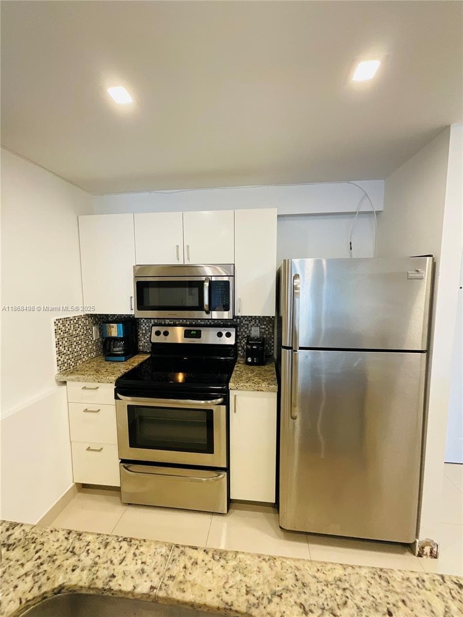 3545 NE 167th St # 505, North Miami Beach FL 33160 — 9
