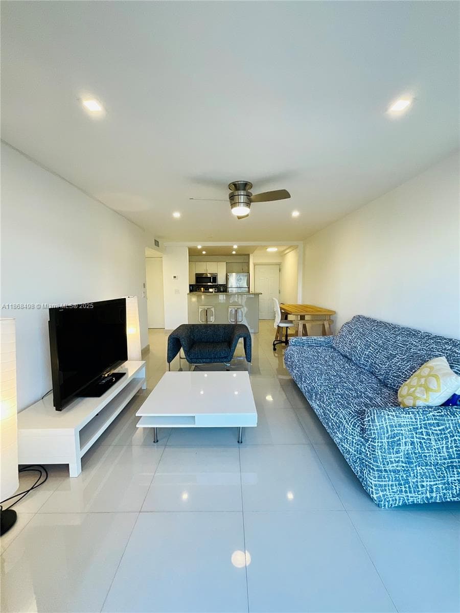 3545 NE 167th St # 505, North Miami Beach FL 33160 — 10