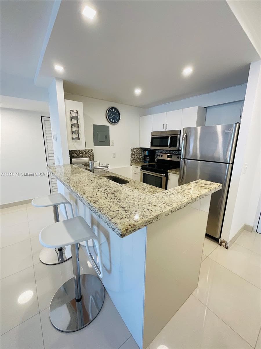 3545 NE 167th St # 505, North Miami Beach FL 33160 — 4