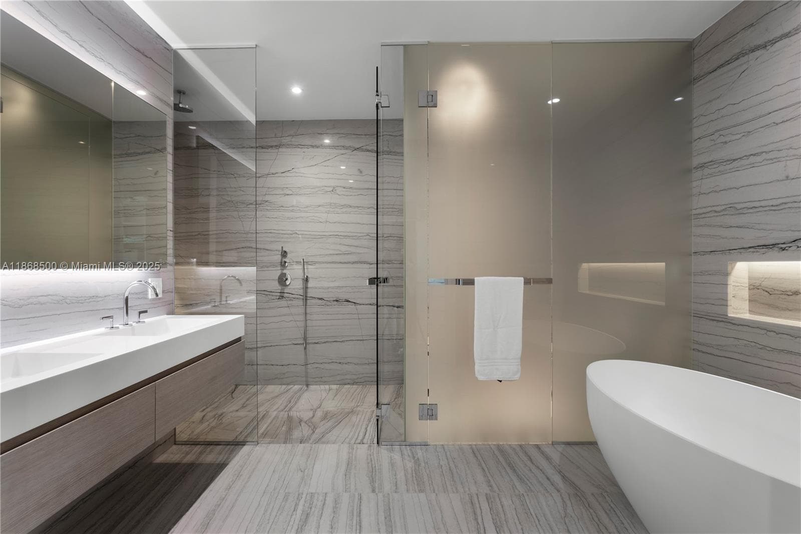 8701 Collins Ave # 604, Miami Beach FL 33154 — 18