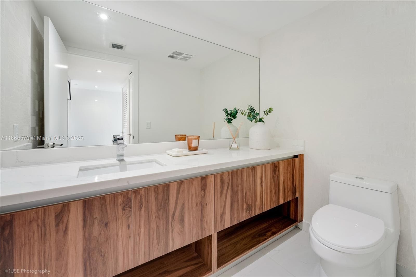 9901 W Bay Harbor Dr # 406, Bal Harbour FL 33154 — 25