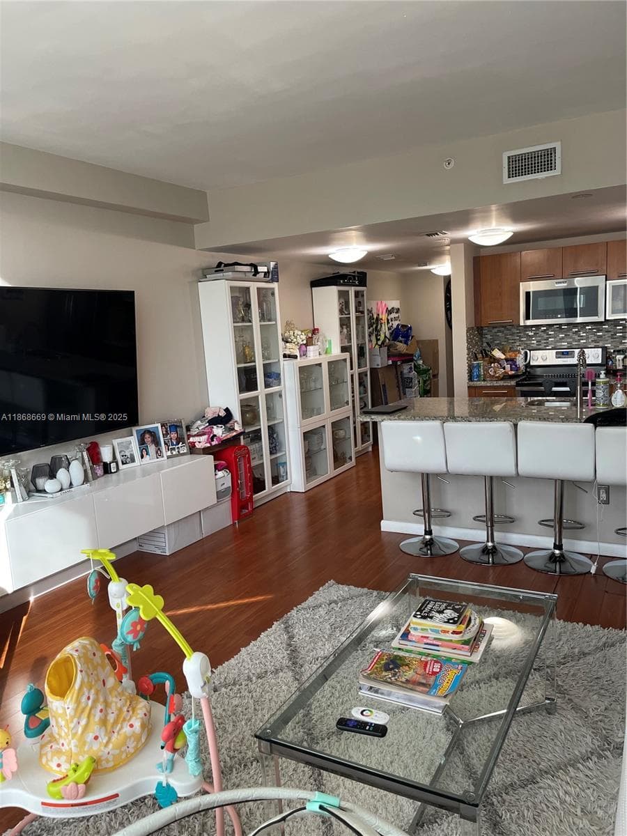 3000 NE 188th St # 706, Aventura FL 33180 — 7