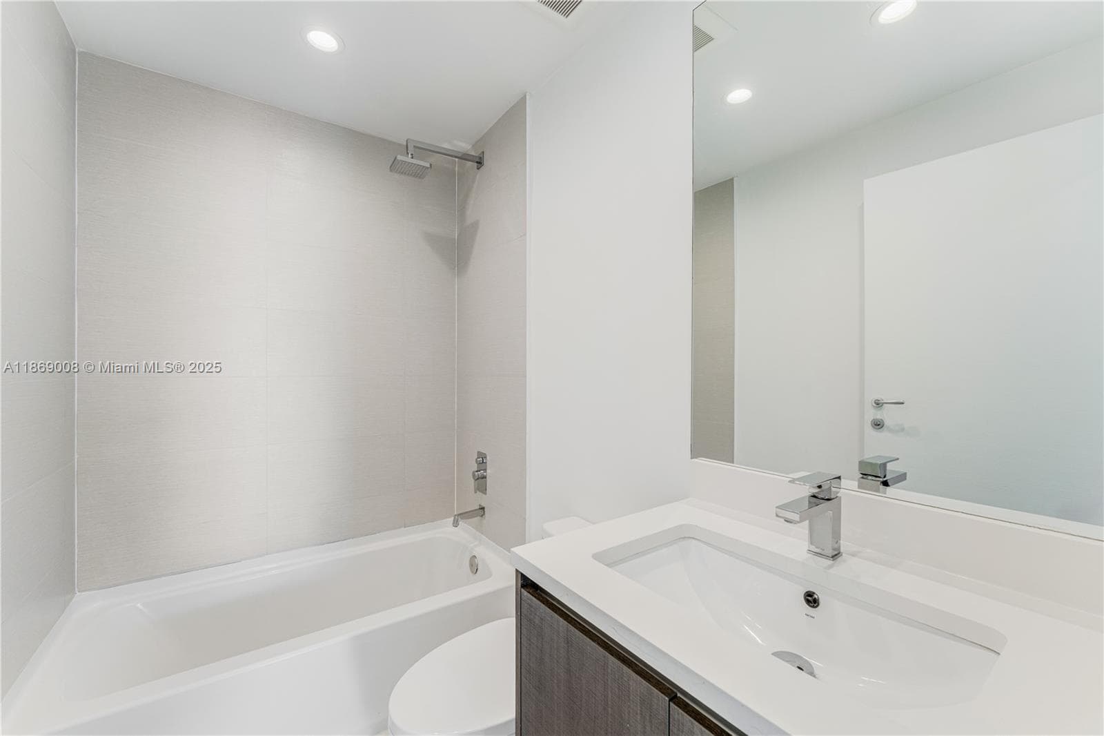1150 102nd St # 703, Bay Harbor Islands FL 33154 — 11