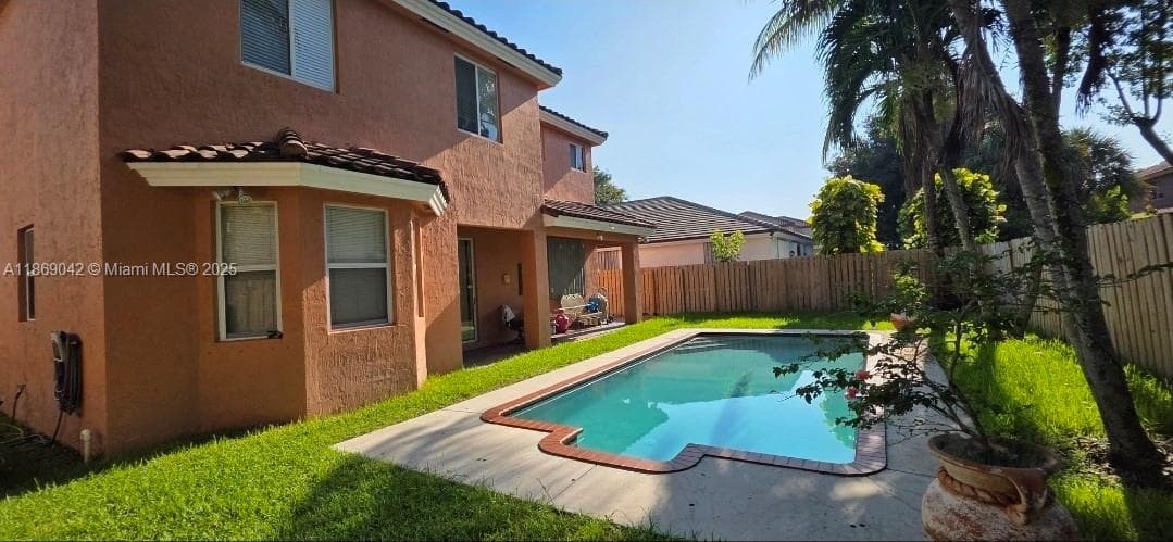 16448 SW 67th Ter, Miami FL 33193 — 47