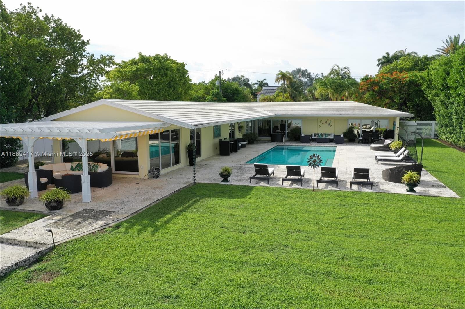 200 Harbor Dr, Key Biscayne FL 33149 — 12