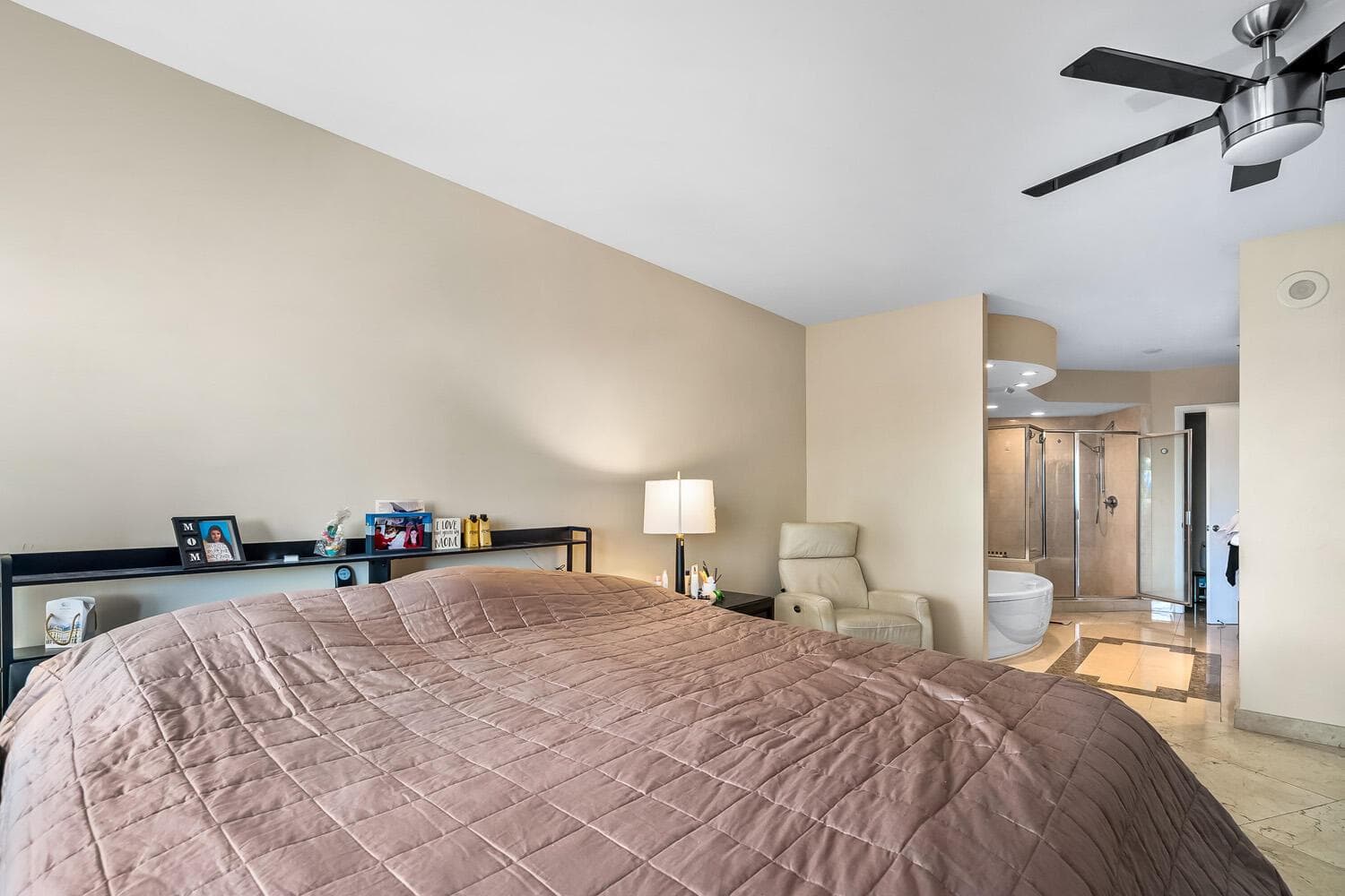 18911 Collins Avenue, Sunny Isles Beach FL 33160 — 32