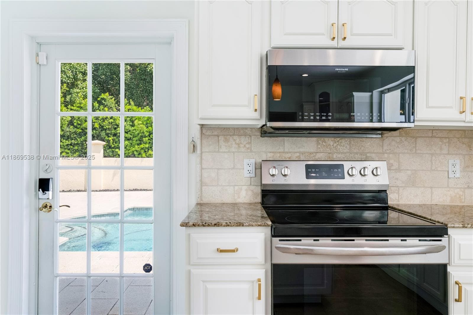 4001 Santa Maria St, Coral Gables FL 33146 — 13